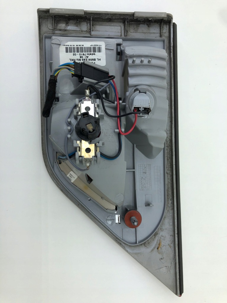 Bmw e83 x3 lci фара правий задній w кришці  led 7162214 Київ