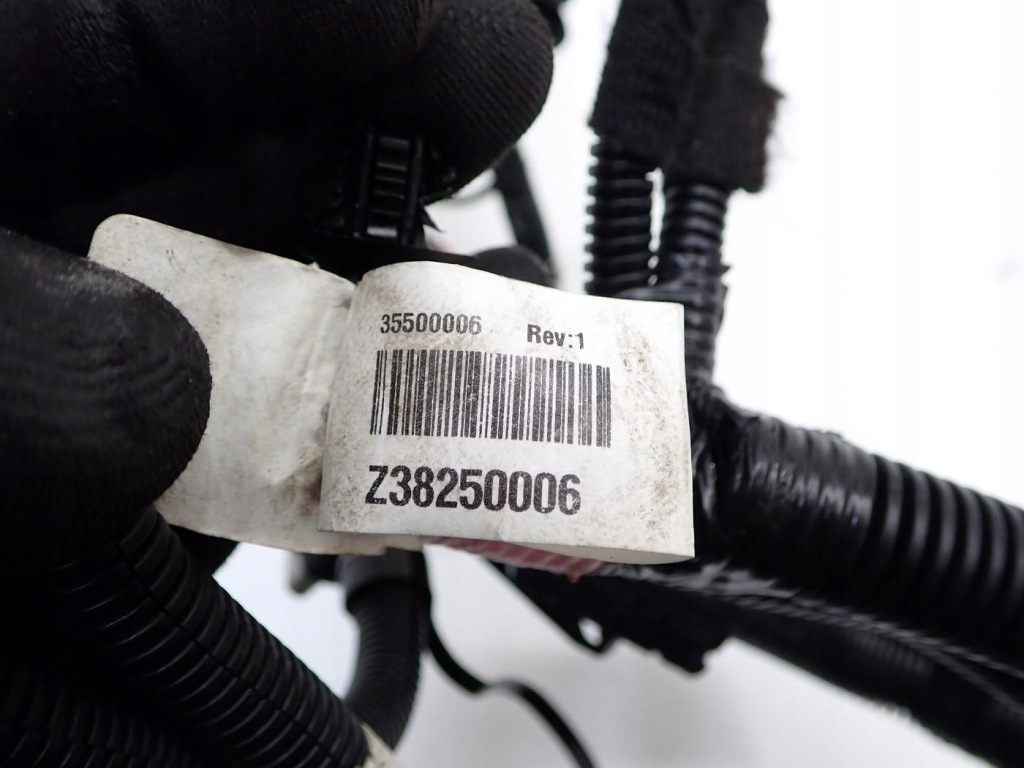 фото №11, Жгут электропроводка насоса cepła 2068767-00-c tesla model y 3d3 3d7 22r