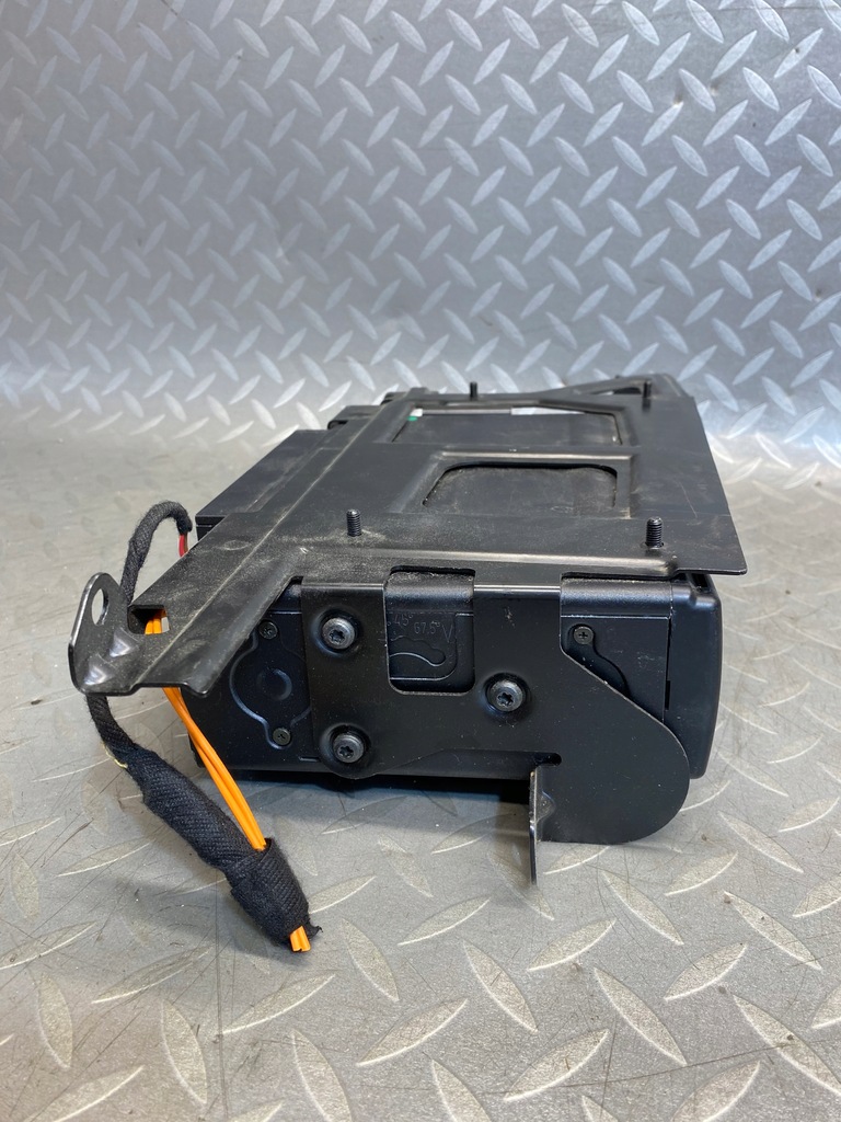 фото №6, Чейнджер дисков porsche оригинальный номер 7l5035111c