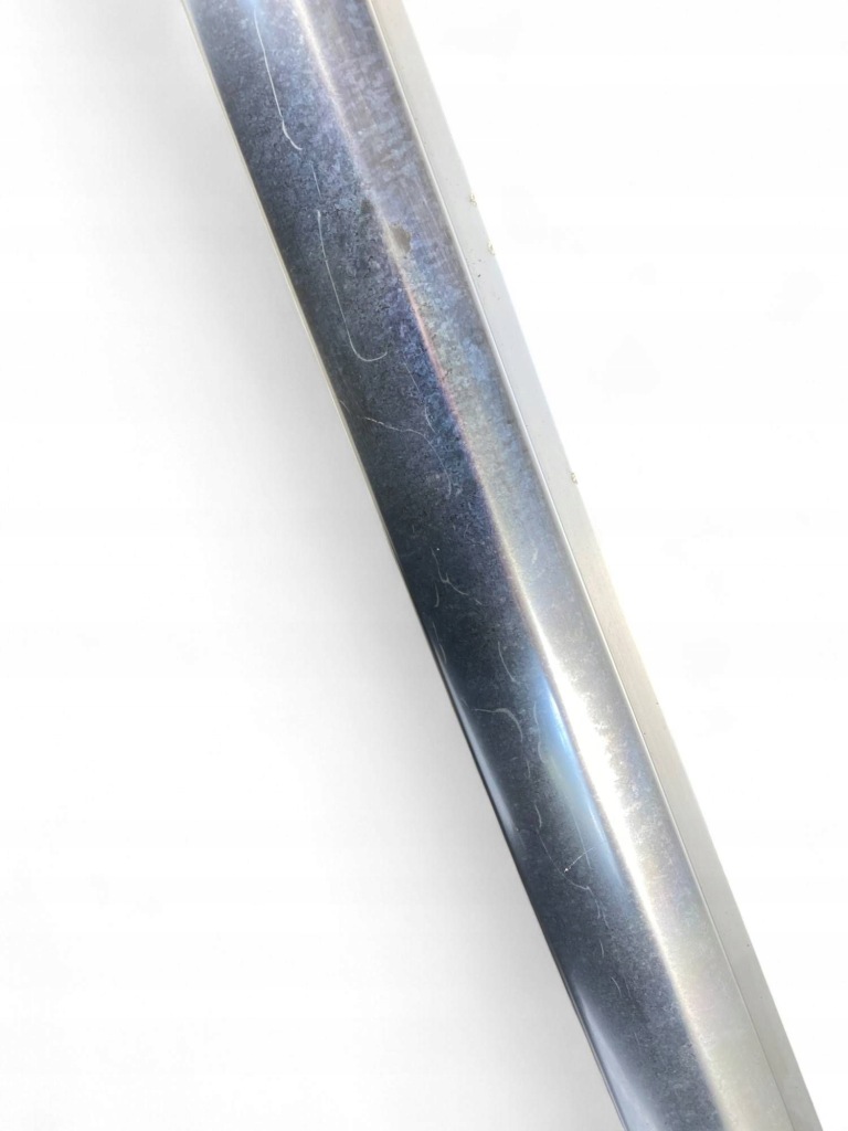 Audi q8 рейлинги кровельные 4m8860022e Киев