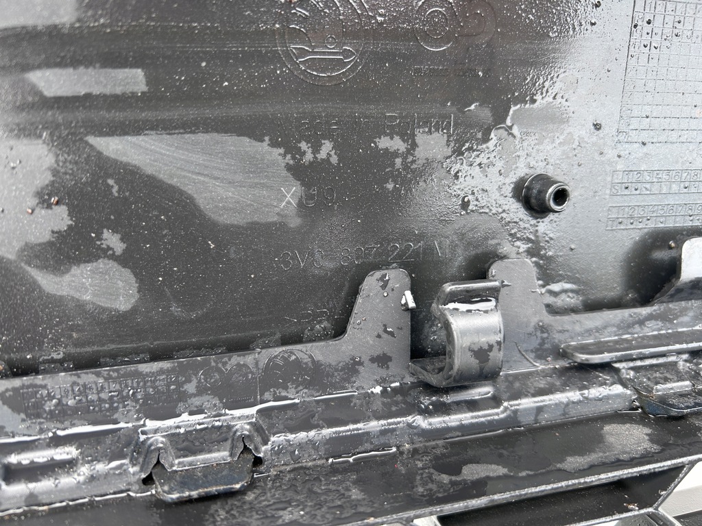 фото №13, Skoda superb iii lift 19-23 бампер перед 3v0807221m оригинал pdc