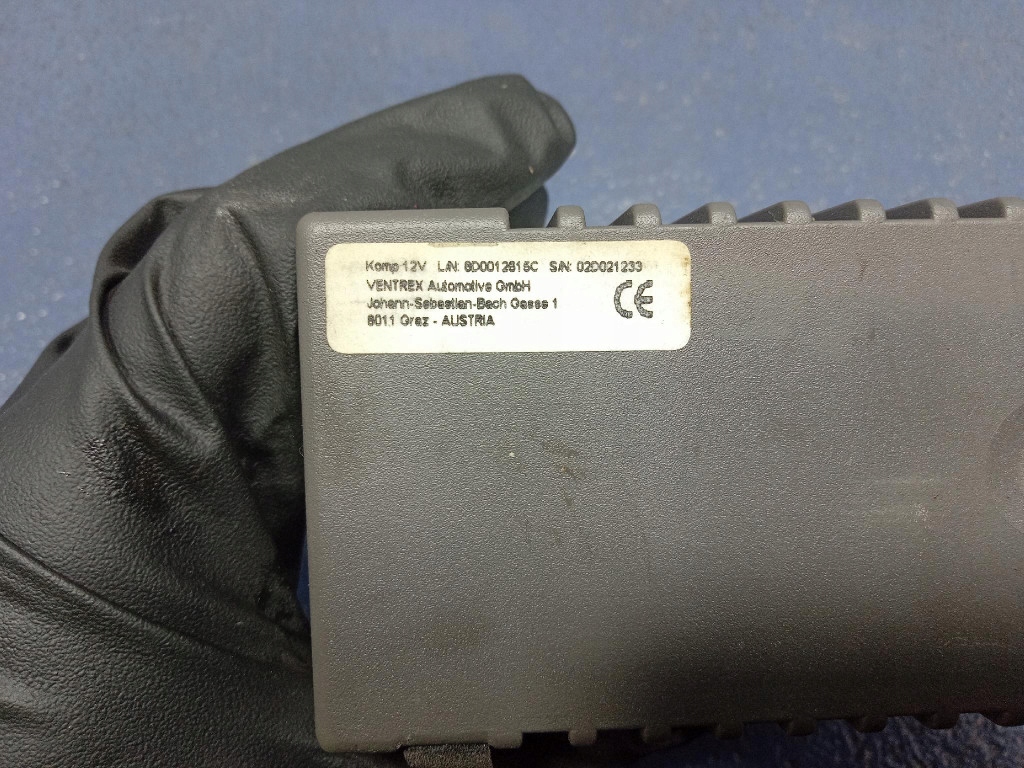 фото №5, Audi a4 b6 компресор повітря do шин 8d0012615c