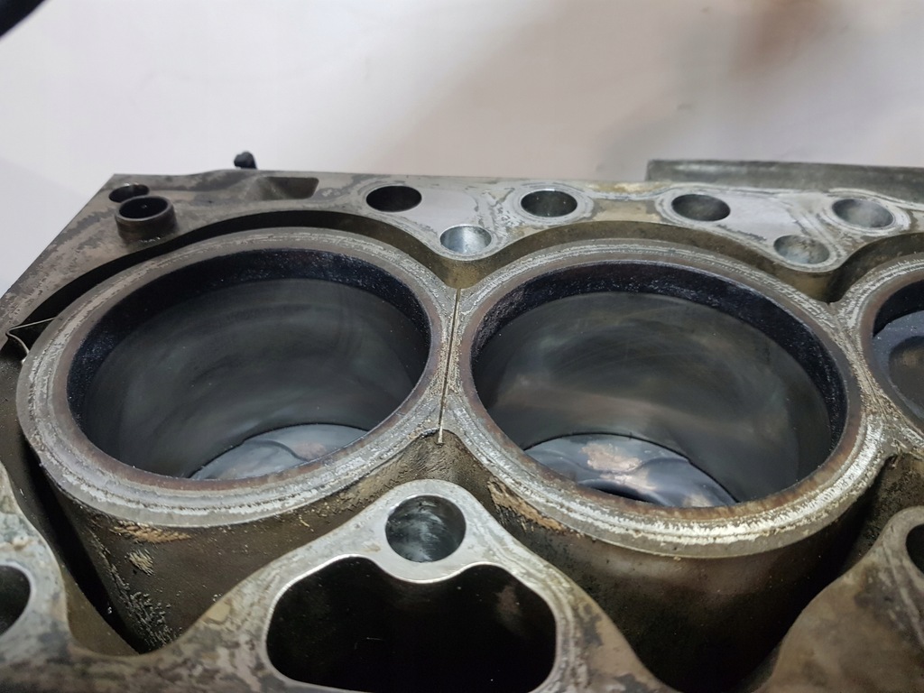 фото №11, Dół двигуна volvo v70 xc70 xc90 2.4d d5244t 163km