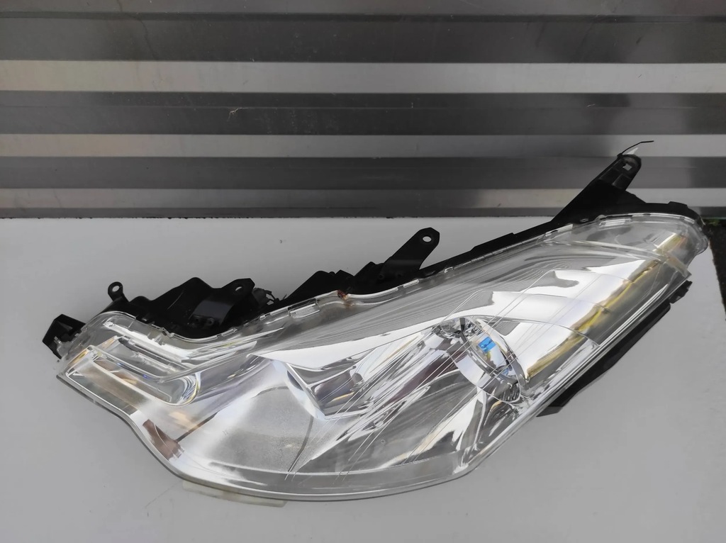 фото №11, Лампа передня перед права ліва citroen c-crosser ксенон повний