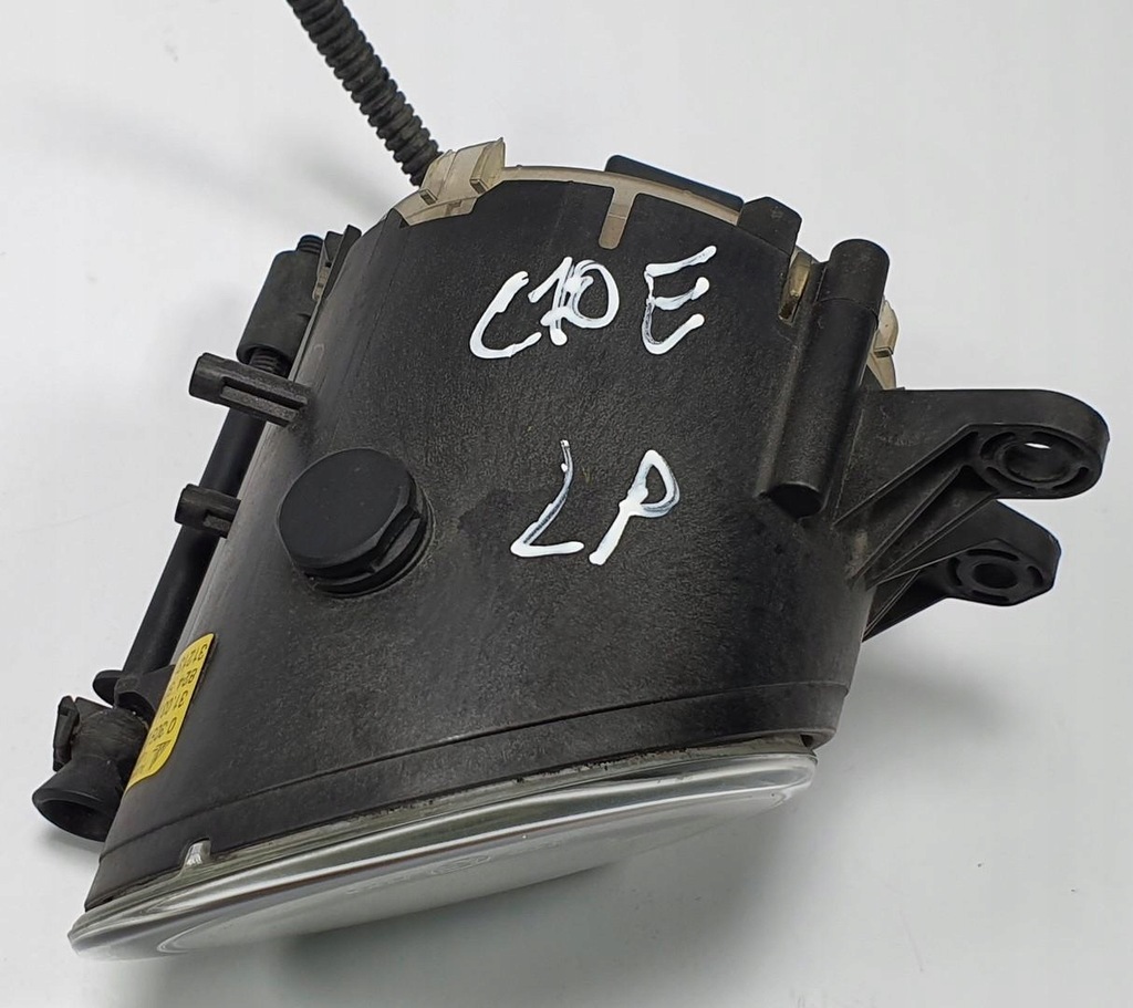 фото №2, Противотуманная фара левый volvo c70 ii 31213175 0305065001