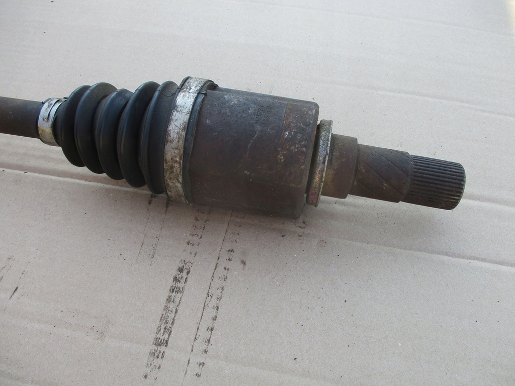 фото №6, Приводной вал левая 8200725510 renault megane iii 1.9dci