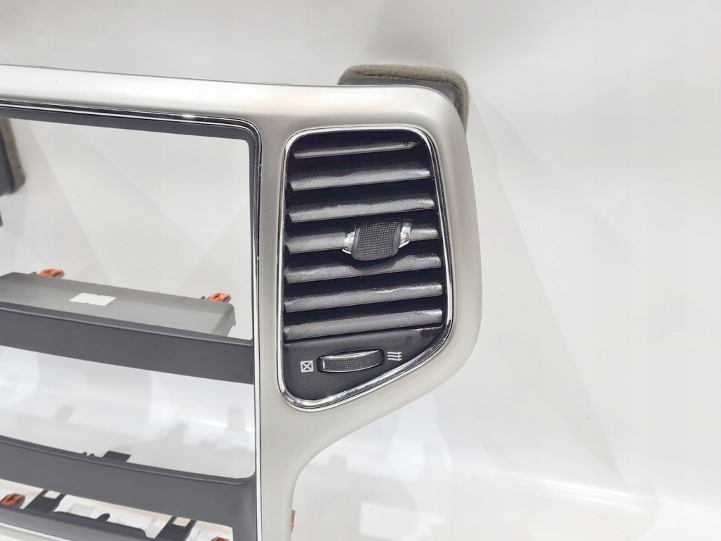 фото №5, Рамка радіо консолі ґрати grand cherokee wk2 11r