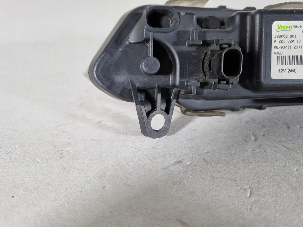 фото №9, Led свет drl правый перед mercedes w221 lift 204