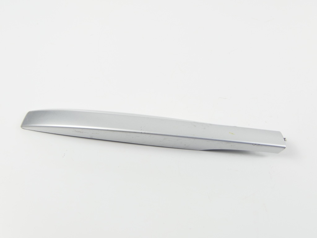 Заглушка накладка рейлинг крыша перед правый  renault megane 3 3 универсал Цена