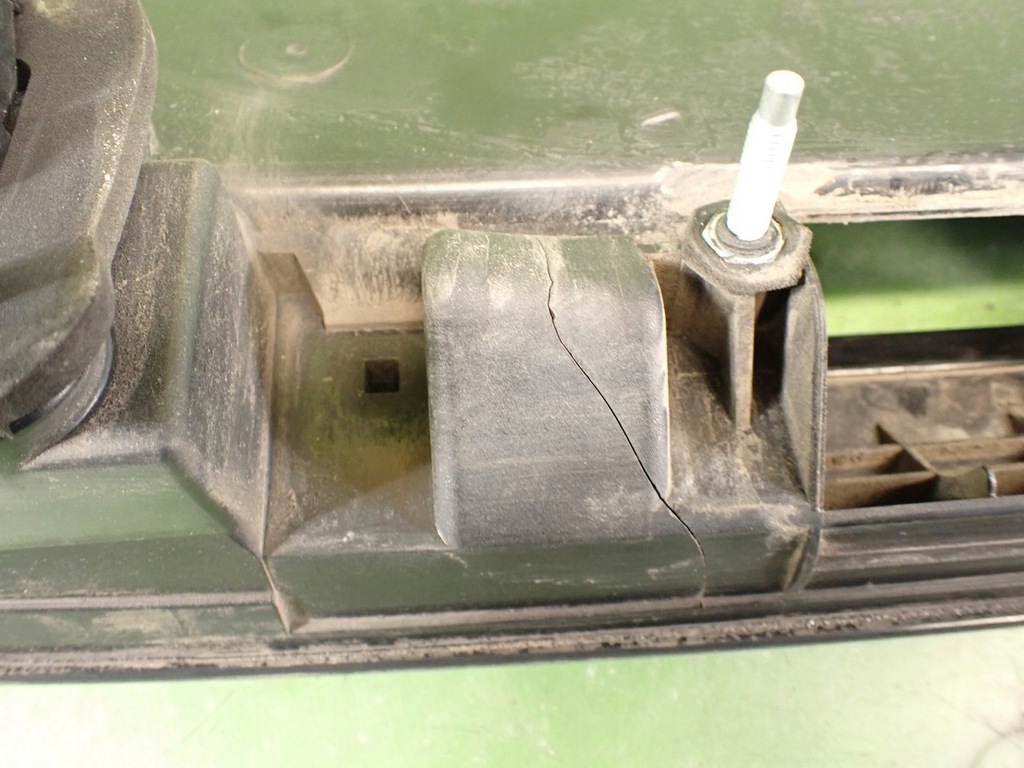 фото №8, Накладка audi a6 c5 2,5tdi 01r 4b5945695