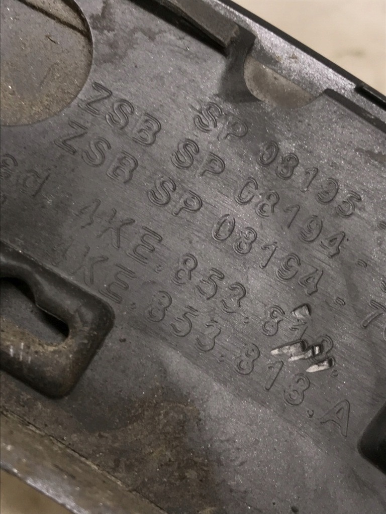 фото №8, Audi e-tron молдинг крыло правая перед 4ke853026e