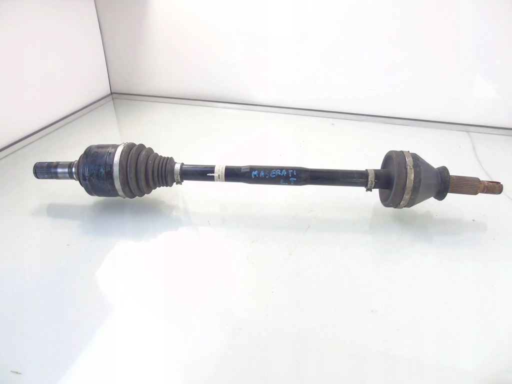фото №1, Приводной вал левый задняя левая maserati ghibli 3.0 d 06700054540