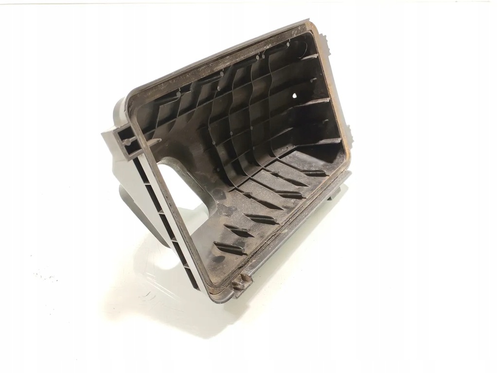 фото №10, Citroen c-crosser захист / корпус фільтра повітря 2.2 hdi дизель 2009 suv