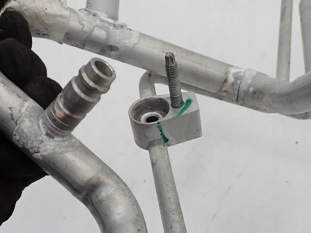 Купить Пабтрубок  шланг трубка клапан расширительный кондиционера komple tesla model x l2s 18r