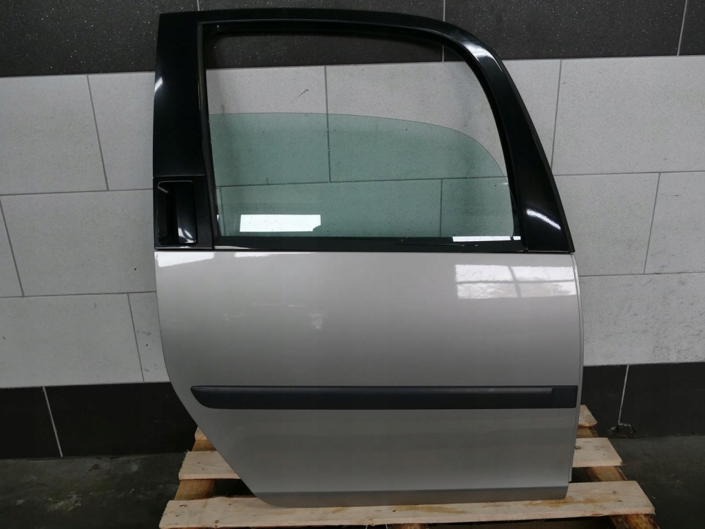 фото №1, Skoda roomster дверь правый задняя правое задние 9202