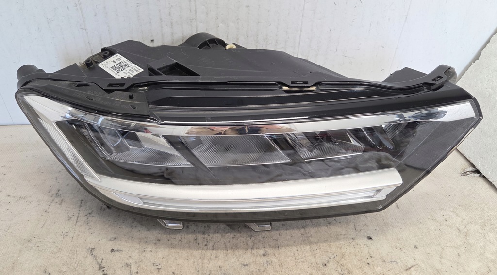 фото №1, Vw t-roc lift лампа перед правая full led оригинал europa