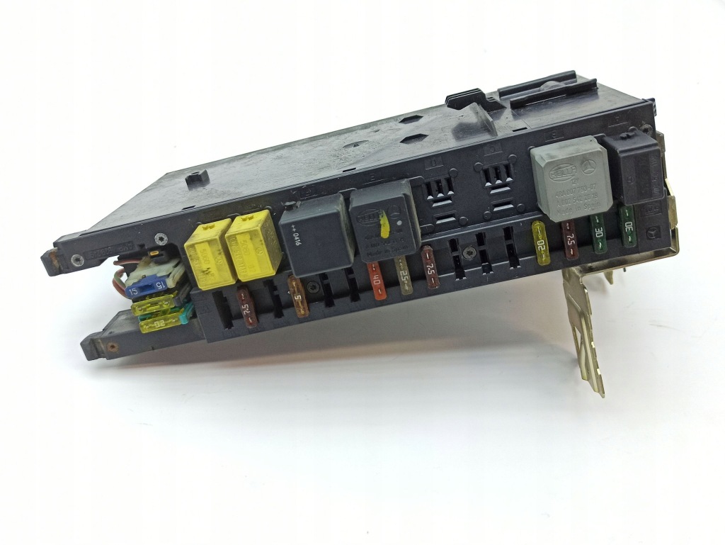 Mercedes-benz c w203 рамка / модуль предохранителей 2035453201 Оригинал