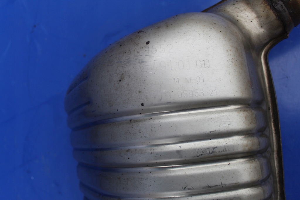 фото №16, 2 x гаситель конечный глушители комплект оригинальный номер mercedes cls w218 c218 a2124910100