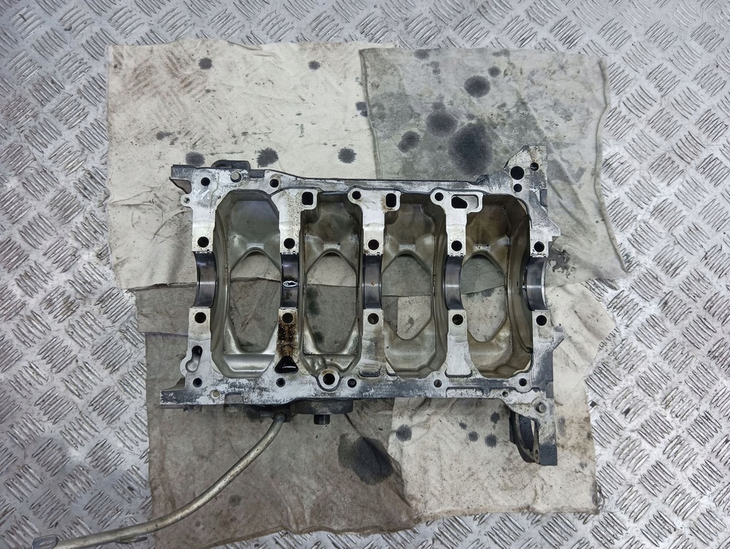 фото №15, Mitsubishi outlander 2013 блок двигуна