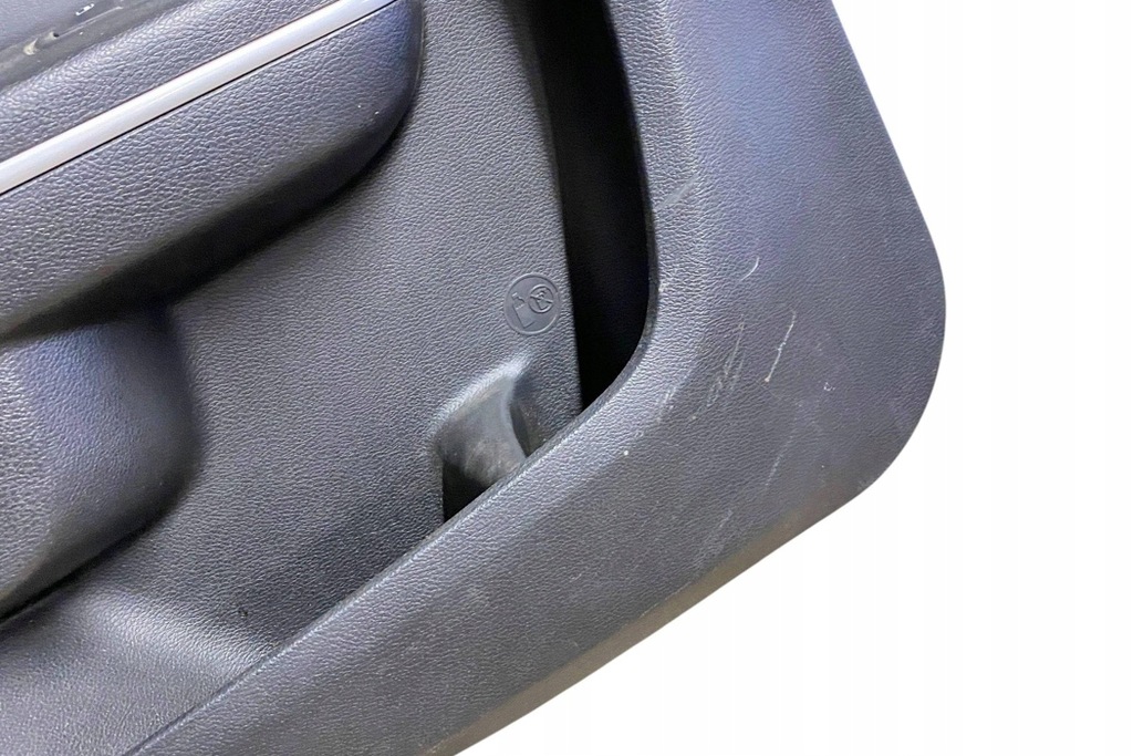 фото №12, Обшивка задніх лівих двері dodge charger 5sd891x9ai 3.6l бензиновий 218kw