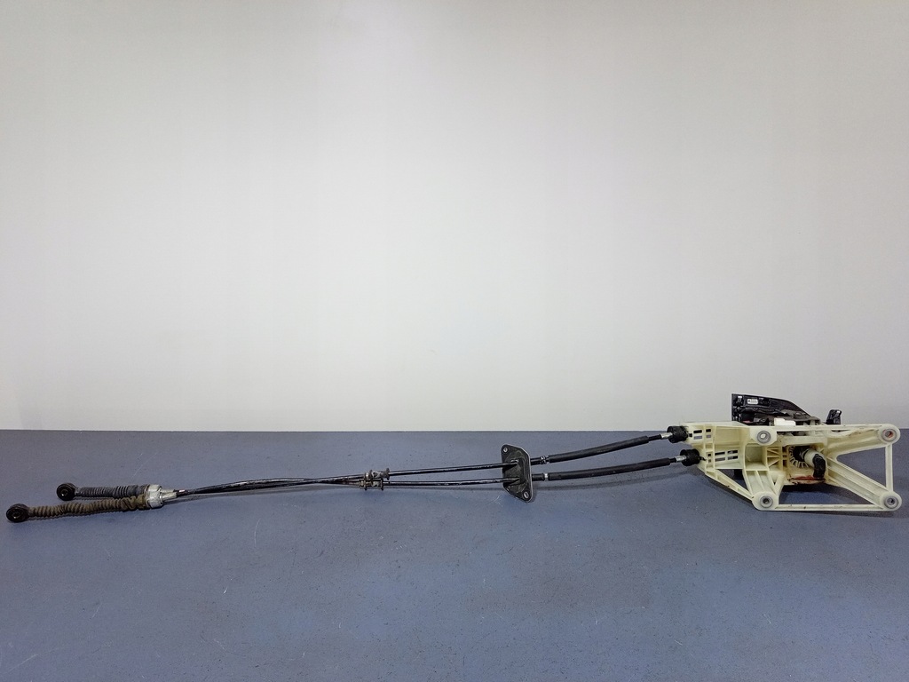 фото №5, Mazda 3 bm рычаг домкрат передач механическая коробка передач тросы