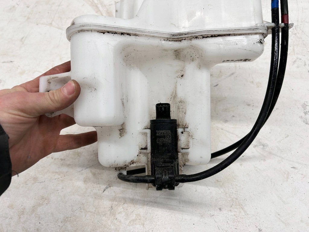 фото №7, Rav4 v бак жидкость do омывателя kompletny