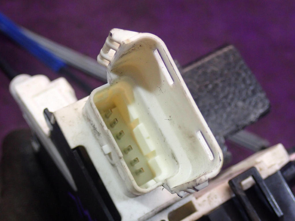 фото №6, Peugeot 1007 замок дверь перед левый 9681334380