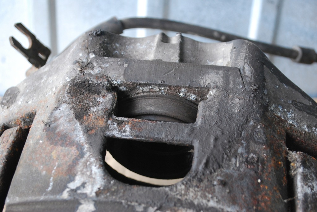 фото №6, Супорт гальмівний лівий перед audi a8 d3 320mm