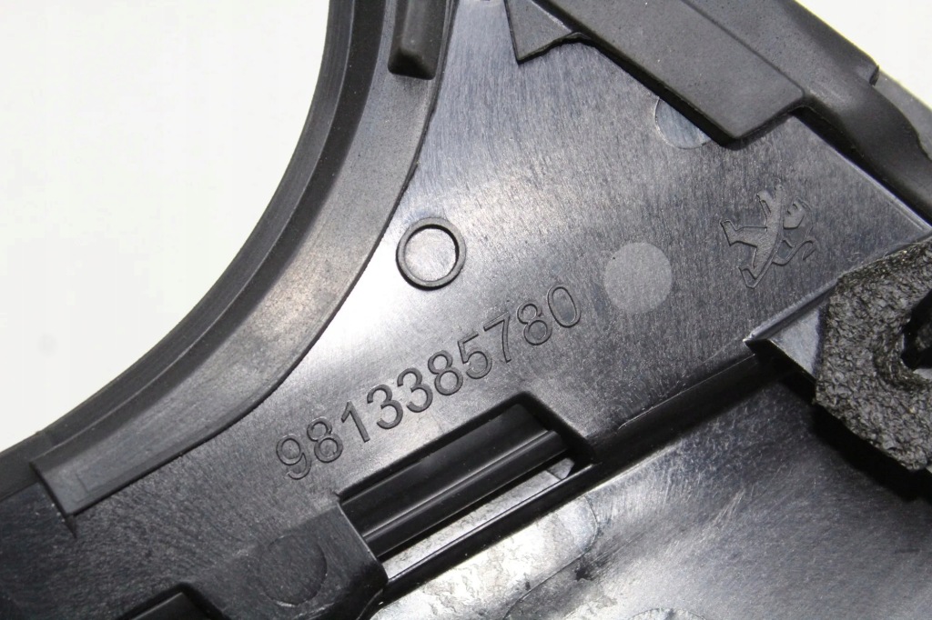 Обшивка стойка вертикального с правой стороны peugeot 508 ii 9813385780 1.6l с Разборки