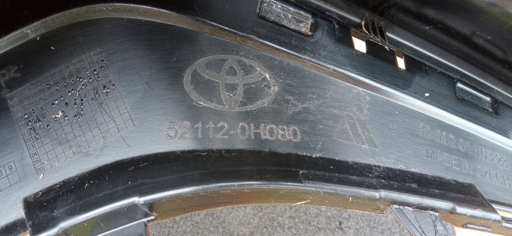 фото №11, Toyota aygo ii 2 lift 18- dokładkadolna спойлер бампера перед 52112-0h080