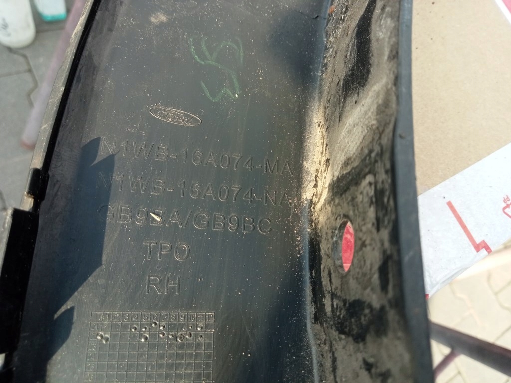 фото №13, Ford ranger 4 iv 2022- молдинг крила правий задня n1wb-16a074-ma