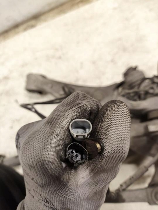 Набір підвіска заднього rolls-royce ghost 2010 права сторона 6775854 в Україні