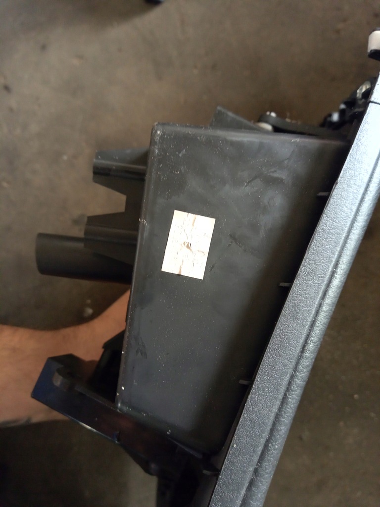 фото №10, Бардачок туннель toyota avensis t25 5880505010 5553905070 58805-05010