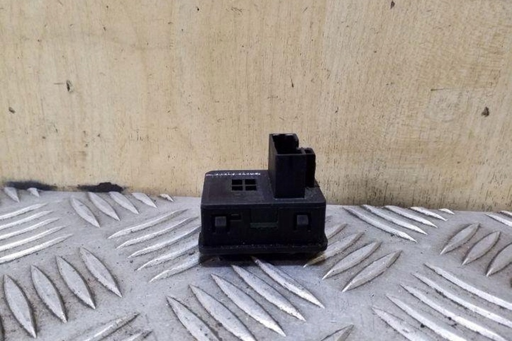 фото №7, Перемикач регулювання дзеркал toyota avensis _t22_ 8487005020 2.0l