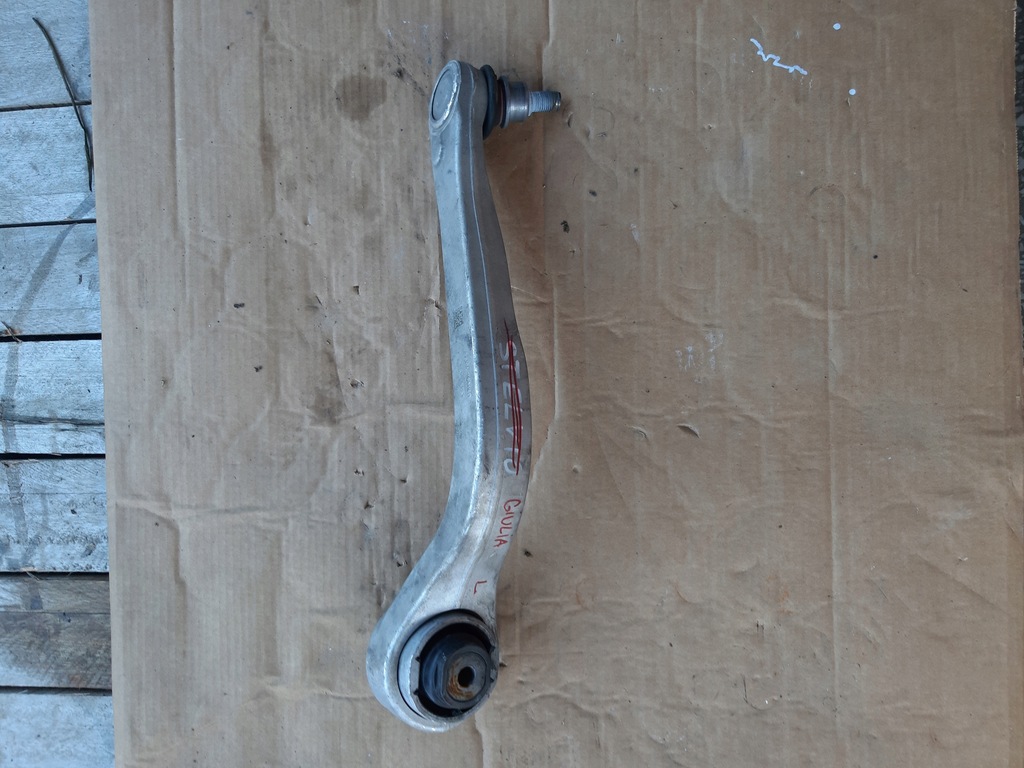 фото №1, Рычаг левый alfa romeo giulia