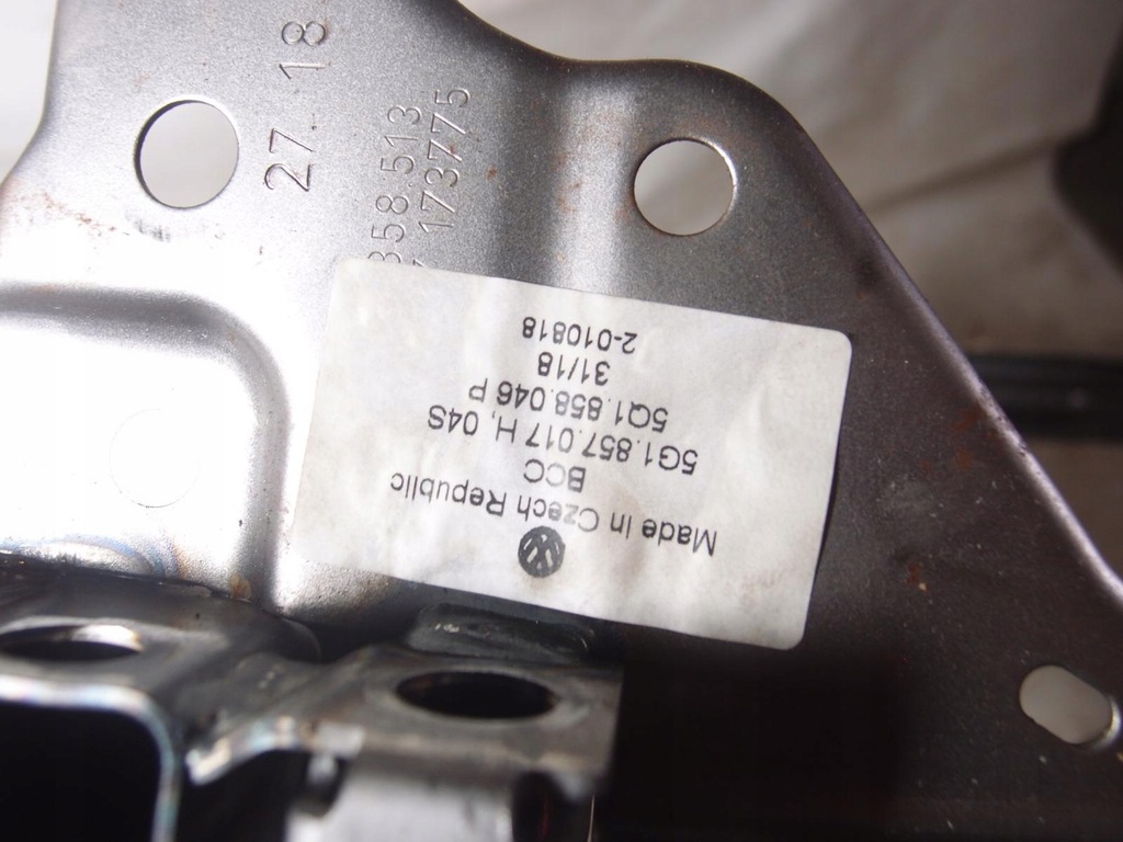 фото №9, Балка каркас консоли vw golf vii