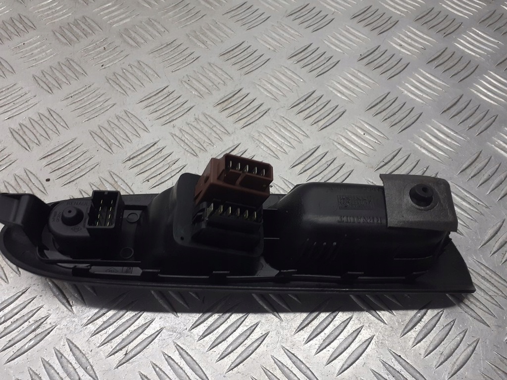 фото №3, Панель вікон водія renault thalia ii 8200507734