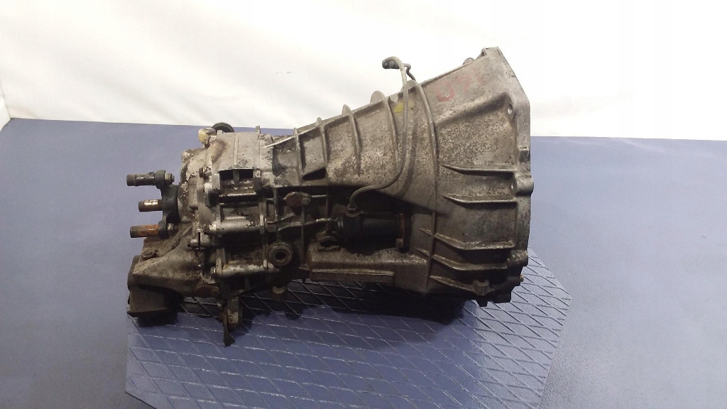 Mercedes w124 2.5d коробка передач передач механическая 1242600701 7174110 в Украине