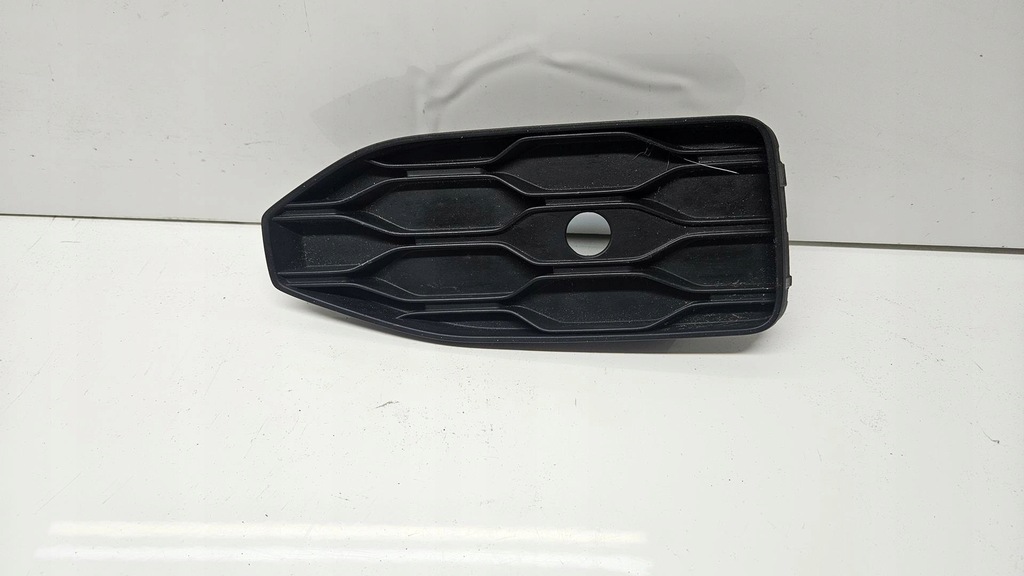 фото №1, Vw troc t-roc 2ga 17-21 решітка бампера перед права