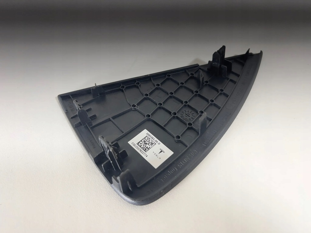 фото №1, Tesla model 3 2022 панели приборная, консоль