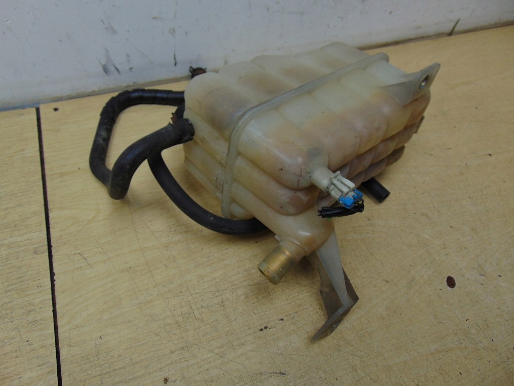 фото №6, Бак расширительный жидкость chevrolet tahoe ii 1999- 5.3 v8