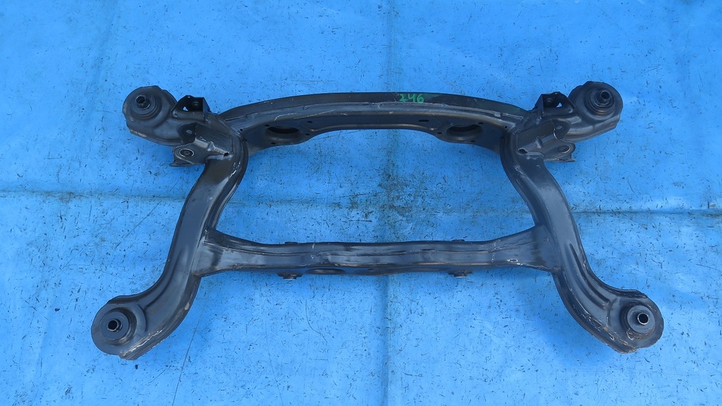 фото №1, Балка подрамник подрамник подвеска задняя mercedes w176 w246