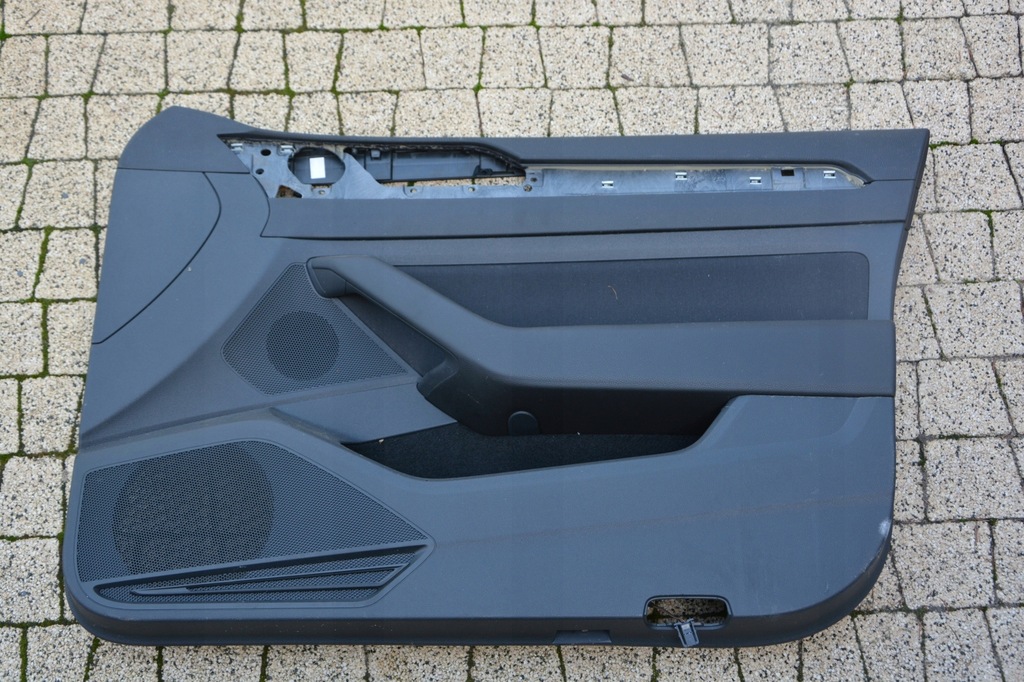 фото №1, Обшивка дверь левый передний перед vw passat b8