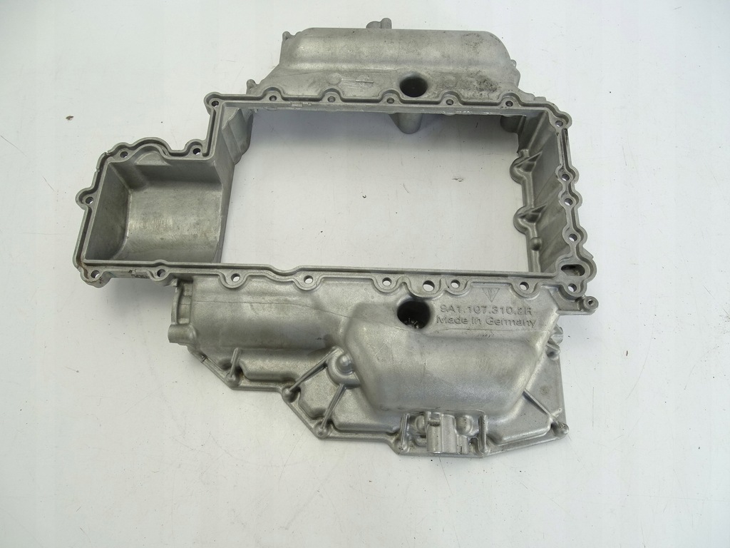 фото №1, Porsche 911 991 c4s 3.8l піддон масляна 9a11073102 r