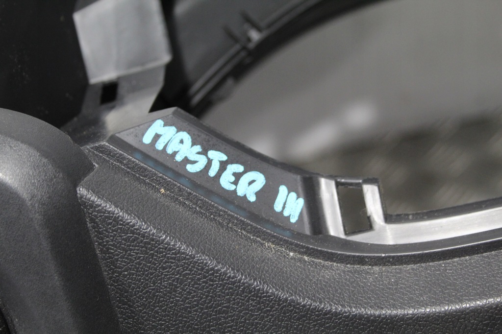 фото №4, Панель приладів консоль master 3 iii