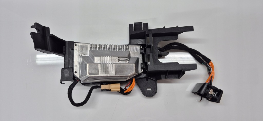 фото №1, Vw audi seat skoda 3f0907155 модуль блок управления напряжения