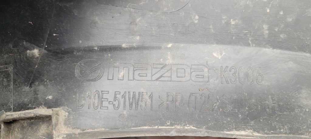 фото №6, Молдинг накладка крила правий задня mazda cx3 // 2706