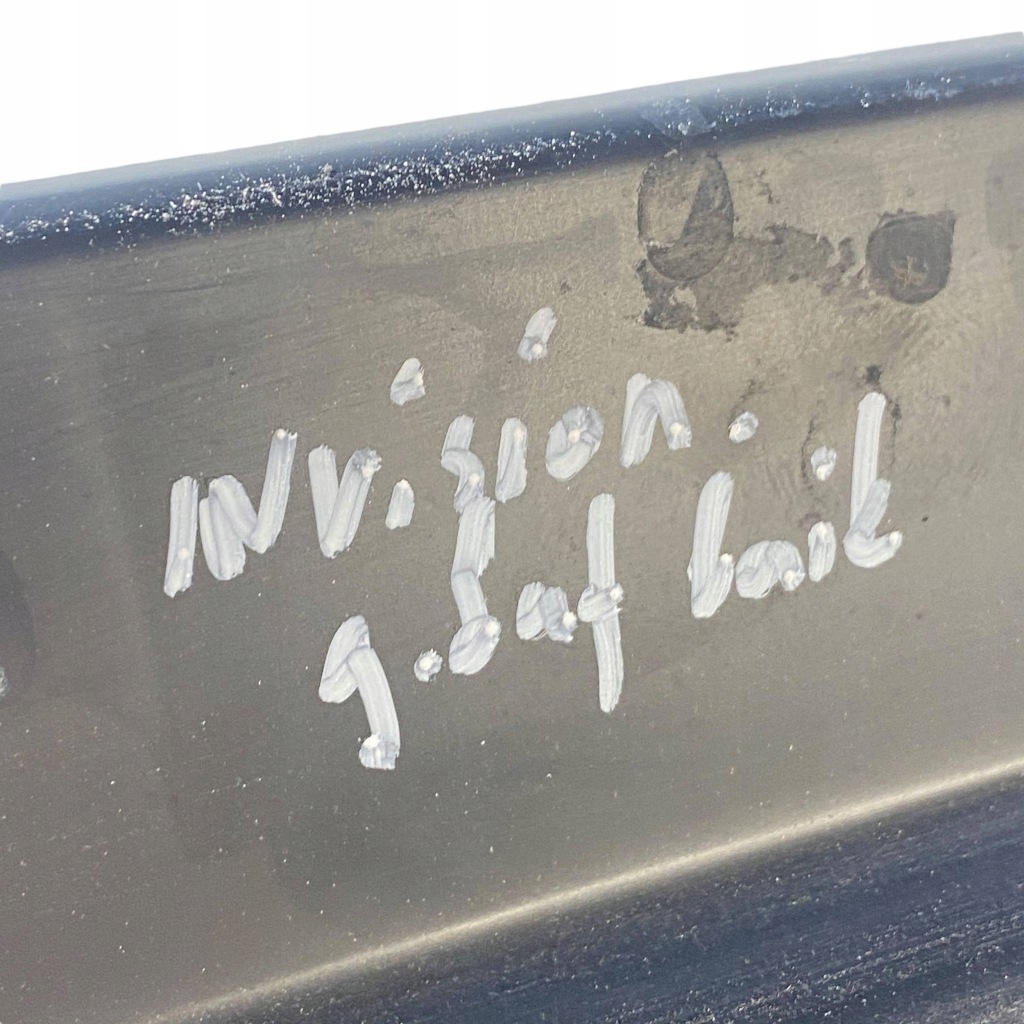 Buick envision 2 2022 тримач  / кронштейн бампера заднього Зі Шроту