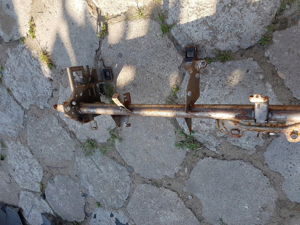 фото №7, Балка каркас консоли europa renault megane iii