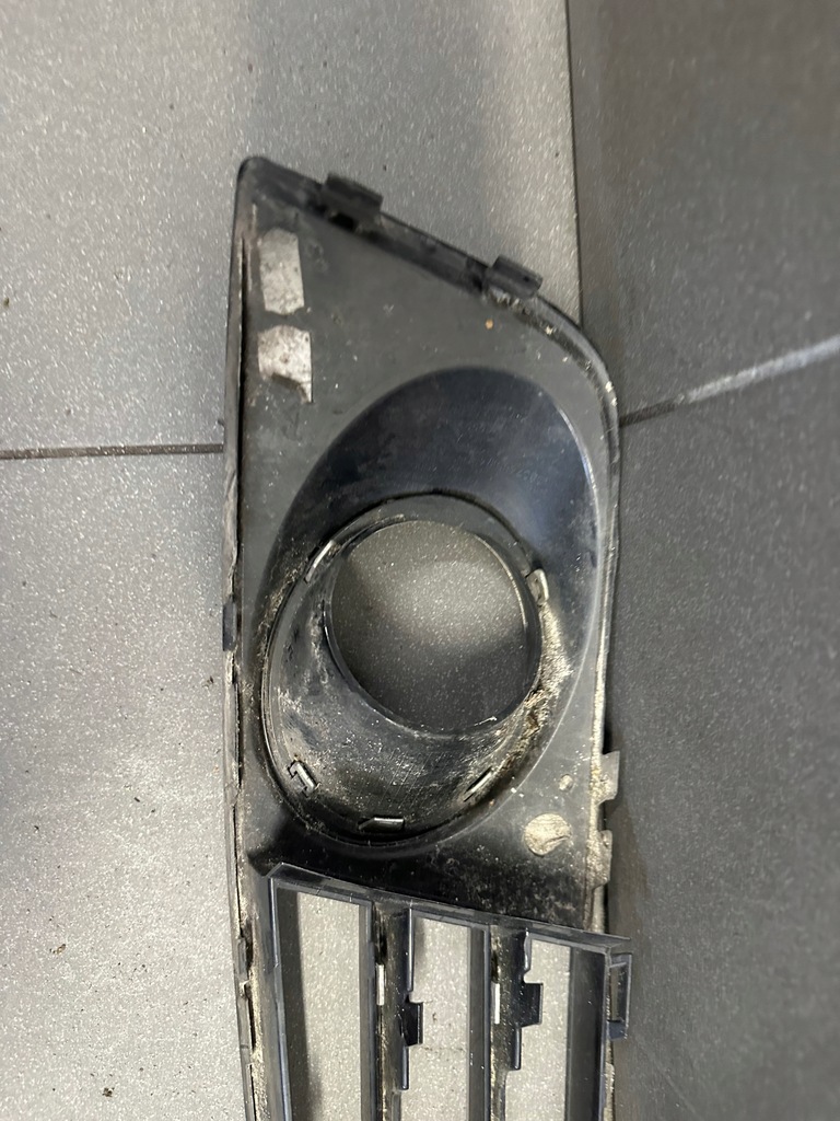 фото №8, Решітка бампера права audi a8 d4 przed fl 4h0807680l